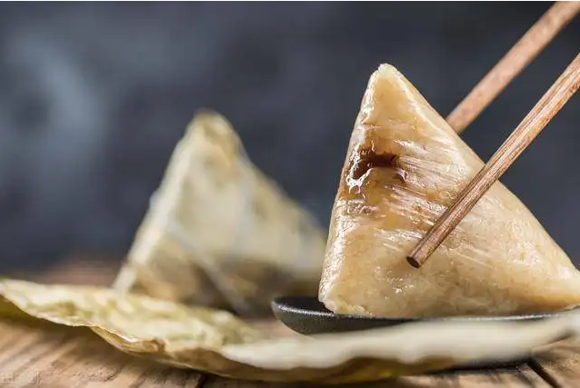 端午粽子香，精神記心膛