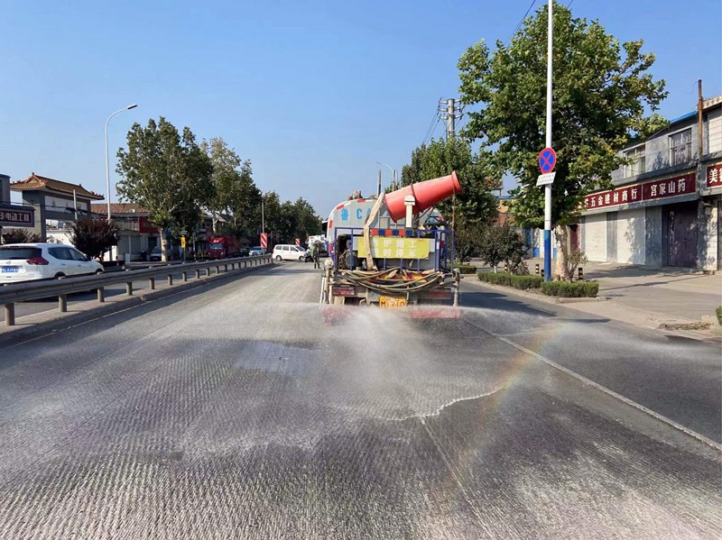 灑水車(chē)降塵_副本