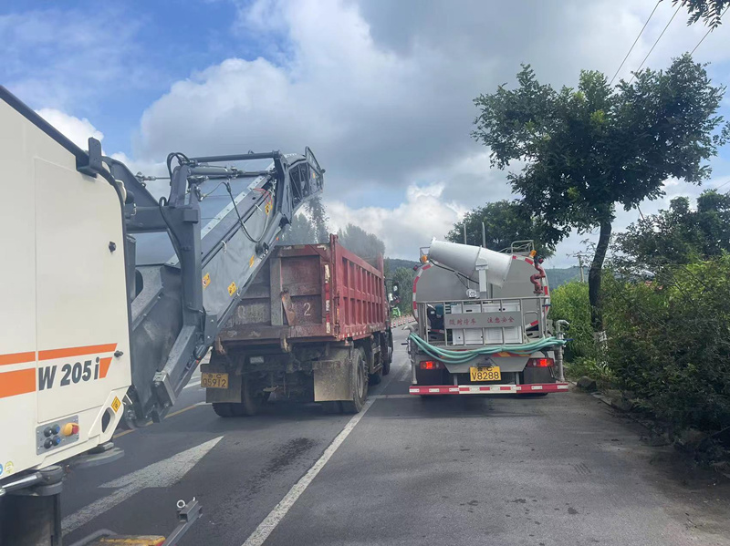 S231張臺線修復(fù)養(yǎng)護工程打響首戰(zhàn)第一槍