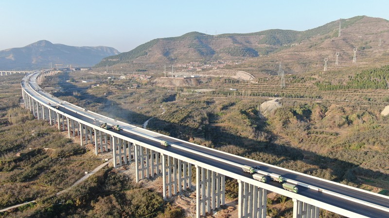 內(nèi)行看門道，外行看熱鬧