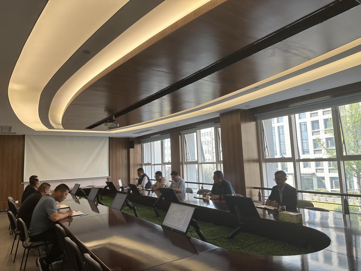 公司對(duì)本年度主要項(xiàng)目召開(kāi)策劃評(píng)審會(huì)議