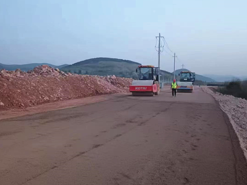 分水新村多村振興設(shè)施農(nóng)業(yè)建設(shè)項(xiàng)目水穩(wěn)及瀝青路面施工