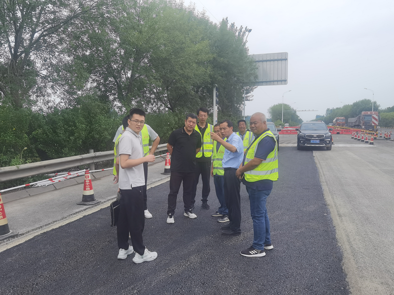 市交通建設(shè)發(fā)展中心聯(lián)合高青縣分中心對 G233 高青段開展安全檢查