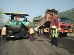 養(yǎng)護(hù)分公司五月大干掠影