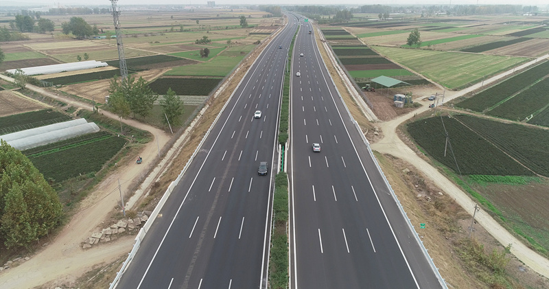 京滬高速改擴建、嵐羅高速、濟南大東環(huán)、濰日高速濰坊連接線四項目正式通車