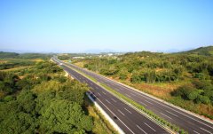 修一條路 樹一座碑——S102濟青線工程項目建設(shè)紀事