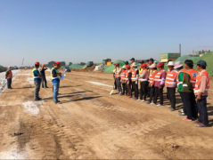 基礎(chǔ)工程分公司天津路項(xiàng)目部召開(kāi)灰土施工技術(shù)、安全現(xiàn)場(chǎng)交底會(huì)