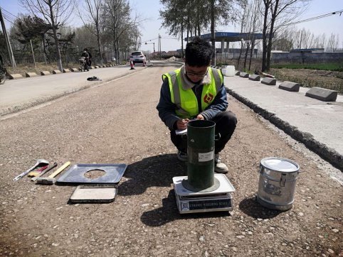 活在當(dāng)下，不負(fù)韶華