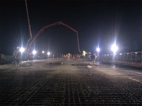 興隆莊特大橋第12聯(lián)左幅現(xiàn)澆箱梁順利完成澆筑