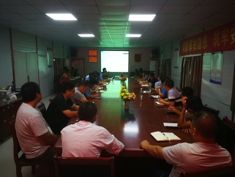 江西項(xiàng)目開展“攻堅(jiān)100天勞動(dòng)競(jìng)賽”，掀起路面施工大干高潮