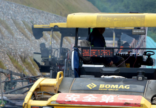 江西項目路面施工機械安裝監(jiān)控系統(tǒng)