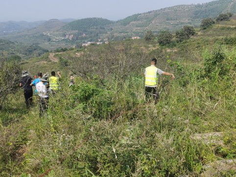 【抓作風(fēng) 創(chuàng)效益】臨臨高速六標(biāo)開展曹家頂隧道臨時(shí)征地評估工作